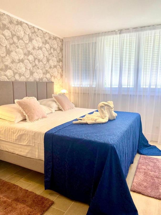 Lungomare Apartment สปลิท ภายนอก รูปภาพ